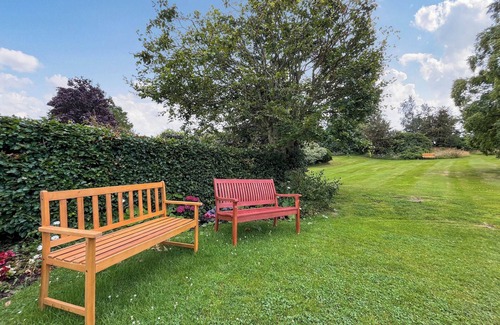 Hendrerwydd Cottage | Henfaes Bach - UK50268