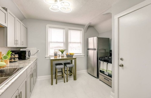 Old Brooklyn House | Henninger - Whole House
