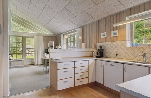 Hou House | "Henny" - 1.5km from the sea by Interhome