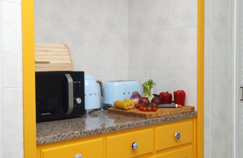 Lagos City Center Apartment | HENRI'S APARTMENTS - City Center, Apt1 - The best in Lagos!