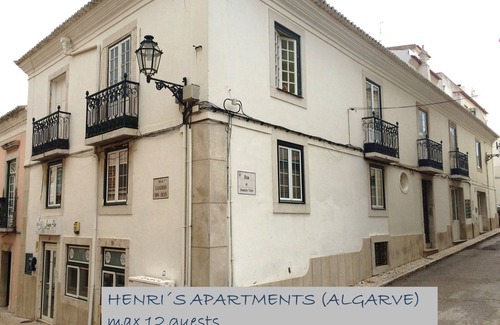 Lagos City Center Apartment | HENRI'S APARTMENTS - City Center: 4 bedrooms - The best in Lagos!