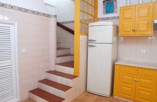 Lagos City Center Apartment | HENRI'S APARTMENTS, City Center, Apt. 2 - The best in Lagos!