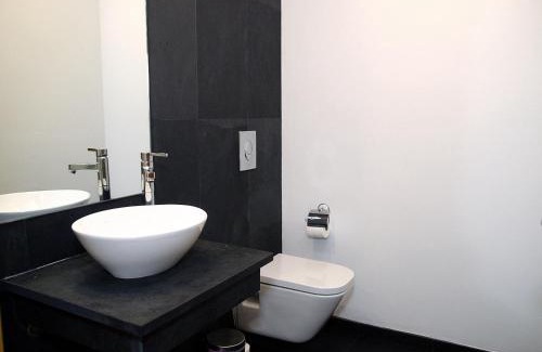 Lagos City Center Apartment | HENRI'S APARTMENTS - Pateo de Santo António