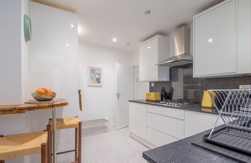 Helensburgh House | Henry Bell - Cosy 2-bedroom cottage