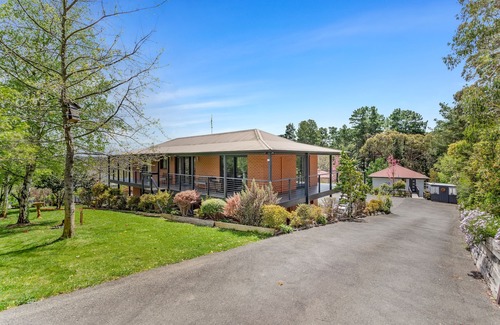 Hepburn Springs House | Hepburn Springs Accommodation