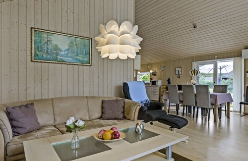 Marielyst House | "Heraldina" - 800m from the sea by Interhome