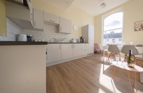 Hereford Apartment | HEREFORD CITY CENTRE – Apartment 1: Modern 2-Bed in City Centre, Sleeps 6