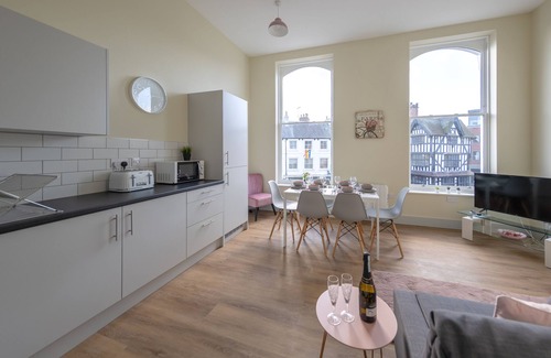 Hereford Apartment | HEREFORD CITY CENTRE – Apartment 1: Modern 2-Bed in City Centre, Sleeps 6