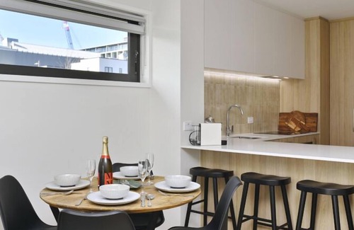 Christchurch City Centre Apartment | Hereford St Apartment-Modern Urban Retreat in Christchurch City