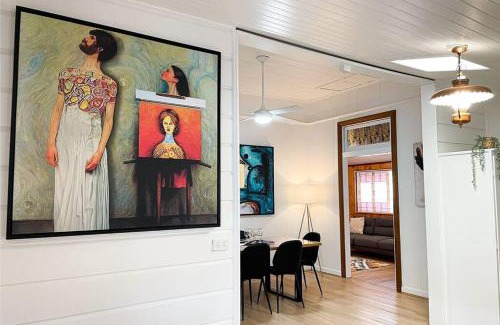 Highgate Hill House | Heritage 5BR Queenslander- Walk to CBD&South Bank, 3 Parking