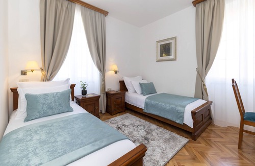 Tijesno Hotel | Heritage Hotel Tisno