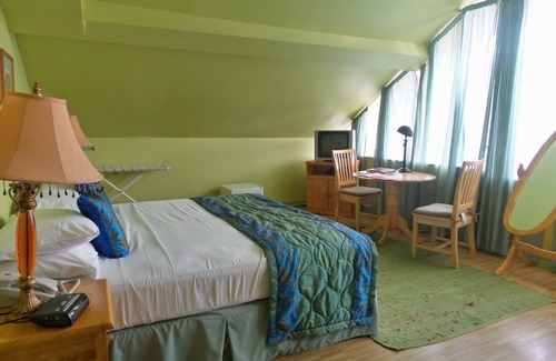 Port of Spain House | Heritage Inn