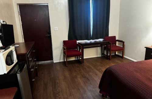 Uniontown Hotel | Heritage Inn