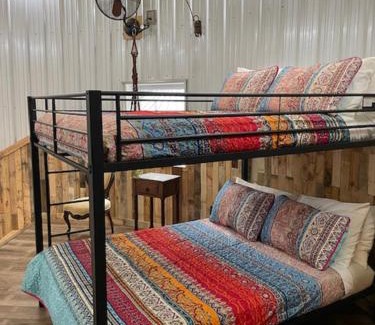 Mount Sterling Cabin | Hermann Grain Bins BNB Entire Complex sleeps 16