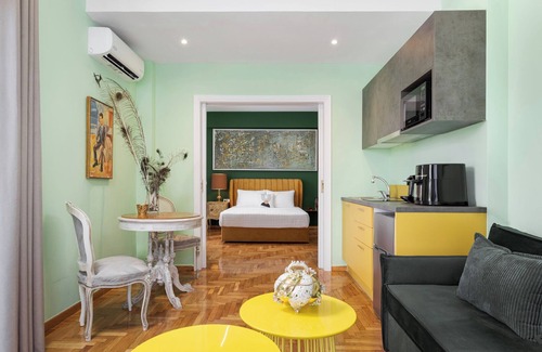 Mets Apartment | Hermes City Apartment, Olympian Zeus Apartments
