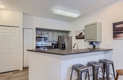 Greenwood Village Condo | HERMI101 Heart of DTC 2 Bedroom