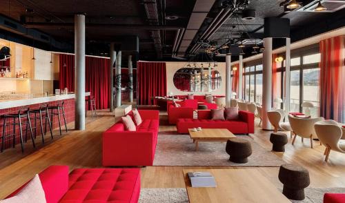 Lucerne Hotel | HERMITAGE Lake Lucerne - Beach Club & Lifestyle Hotel
