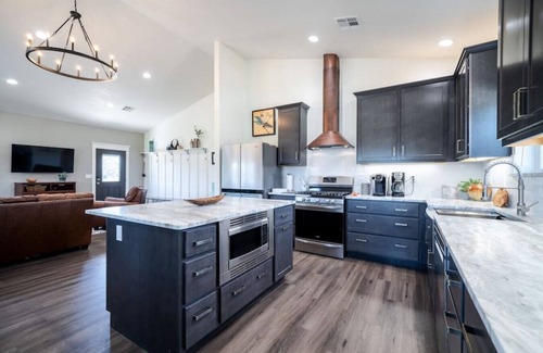 Garvin County Cabin | Heron House - Cabin in retreat-like setting