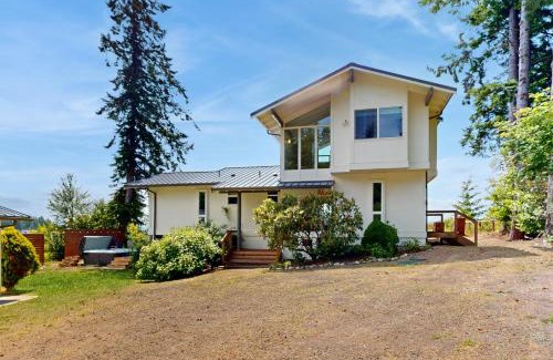 Hansville House | Heron's Hideaway