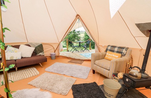 Llandysul Cottage | HERON'S RETREAT, pet friendly, country holiday cottage in Llandysul