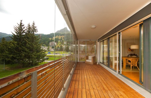 Meierhof Apartment | Herrliche Ferienwohnung mitten in Davos mit Zugang zu Sauna und Pool