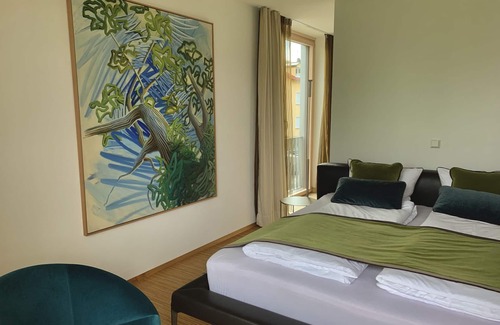 Stetten Apartment | Herzlich Willkommen im Lichtdurchfluteten Barrierefreien Apartment Maulbeere