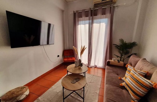 Mets Apartment | Hestia-Walk to Ancient & Modern Athens like localn