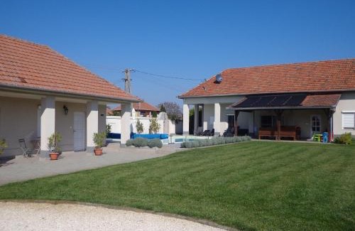 Poroszlo House | Het Herenhuis