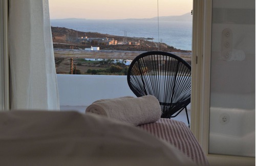 Stelida Villa | Heyblue Seaside 2 villas - sky above, sand below