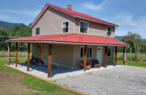 Seneca Rocks House | Heydt Homestead