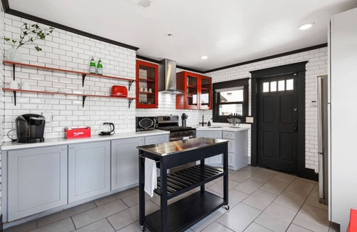 Alamitos Beach House | HGTV Featured Modern Craftsman Mins2Beach+GameRm