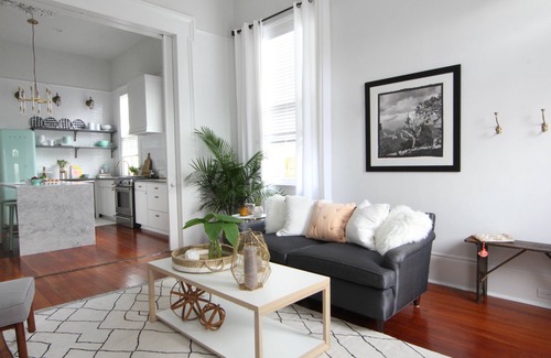 Bywater House | HGTV's BYWATER Beauty as seen on New Orleans Reno - Stunning spacious 1-bedroom