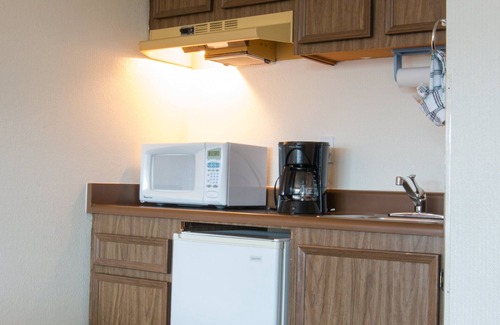 Seaside Hotel | Hi-Tide Oceanfront Inn