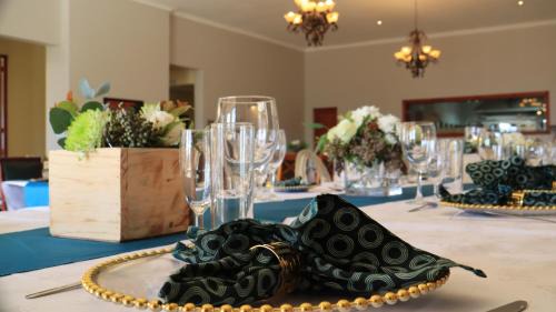 Magaliesberg Hotel | Hibon Lodge