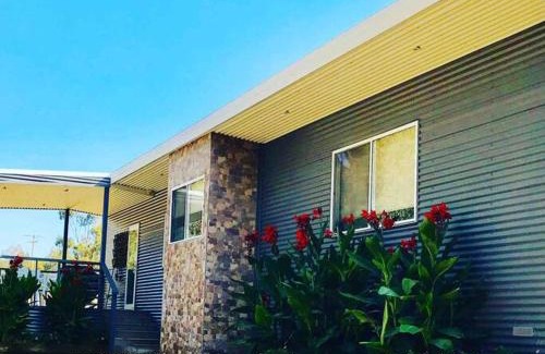 Broadford Villa | Hickey Vale Farm Lodge Pet Friendly