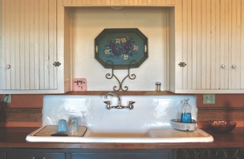 Hico Hotel | Hico's Upstairs Inn