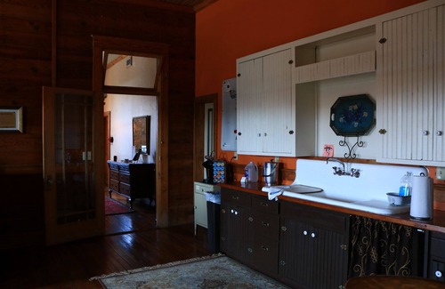 Hico Hotel | Hico's Upstairs Inn