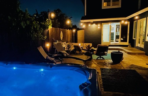 Hawthorne House | Hidden Gem: Beach-Porch-Hot Tub-Game Room-Great Room-SoFi Stadium-LAX