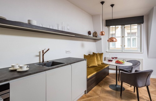 Prague 1 Apartment | ❤️ Hidden gem in the heart of Prague | AC, King bed, heated floor, fast internet