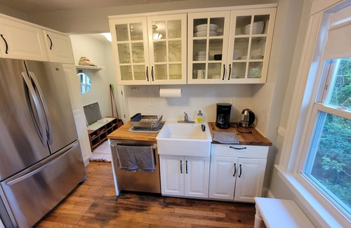 West Street - River Street Apartment | Hidden Gem in Boston: Long Term 1 Month + Only