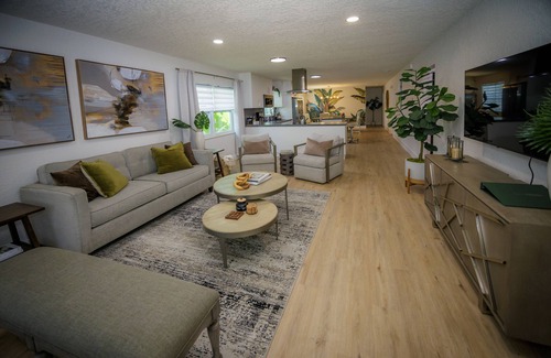 South Corals House | Hidden Gem in Fort Lauderdale area! Beautiful 3 BDR/2 BATH centrally located!