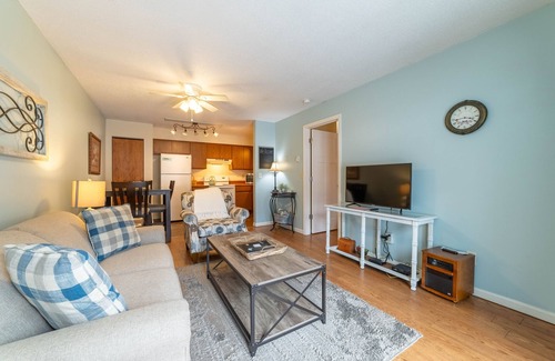 Walloon Lake Apartment | Hidden Gem in Walloon Village