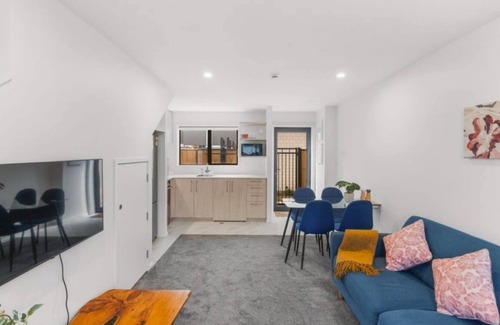 Addington House | Hidden Gem near Hagley Park in the city center