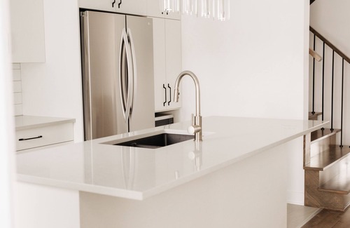 Saint-Hubert House | Hidden Gem of Westley - New House 5 mins to Dix30