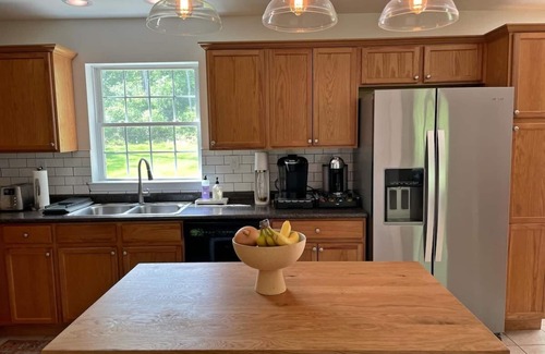 Town of Marbletown House | Hidden High Falls 4BR Oasis on 3 acres by trail!