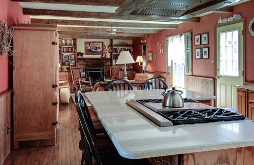 Warrenton Other | Hidden Hollow Farm - Pool; Game Rm; Sleeps 26, 55 min. to DC, Riverwalk & Trails