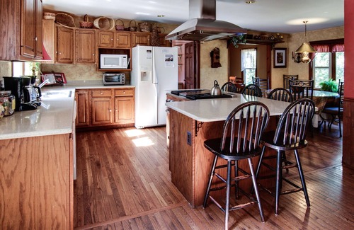 Warrenton Other | Hidden Hollow Farm - Pool; Game Rm; Sleeps 26, 55 min. to DC, Riverwalk & Trails