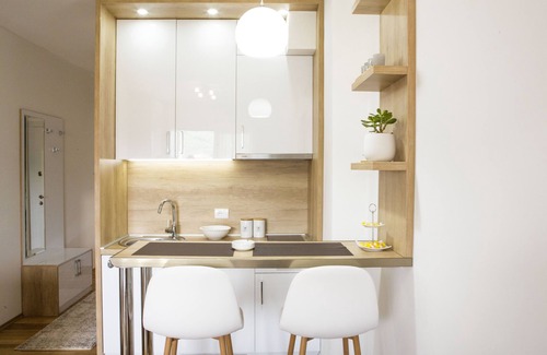 Podmaine Apartment | Hidden Mini Palais with Sea View in Budva