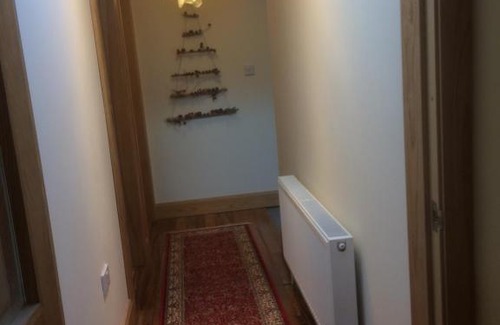 Dunfanaghy Apartment | Hidden village centre first floor apartment at Market Square