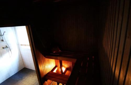 Rannakula House | Hide in the nature – cozy lakeside saunacottage